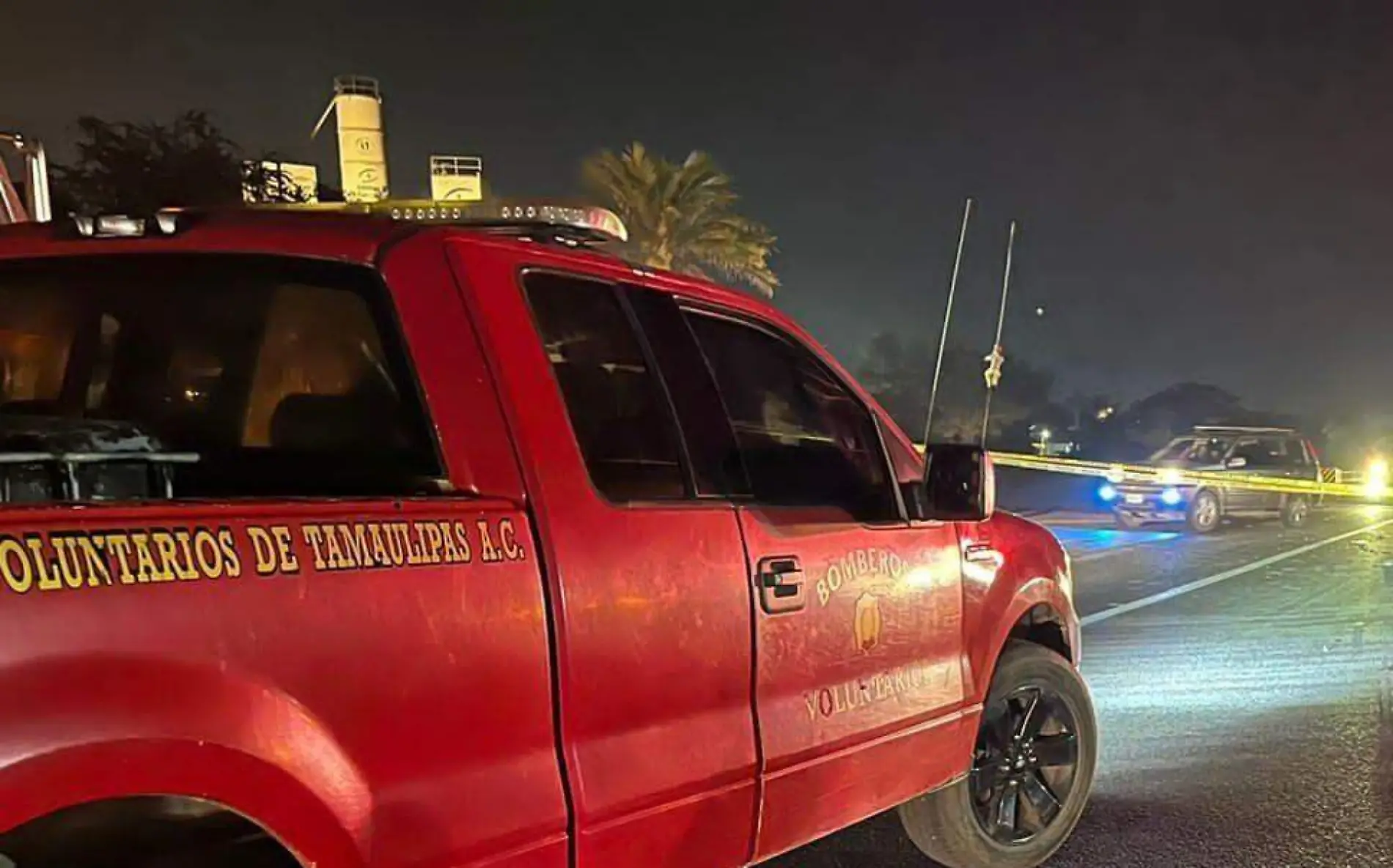 Choca contra camioneta en libramiento poniente Tampico y muere motociclista 